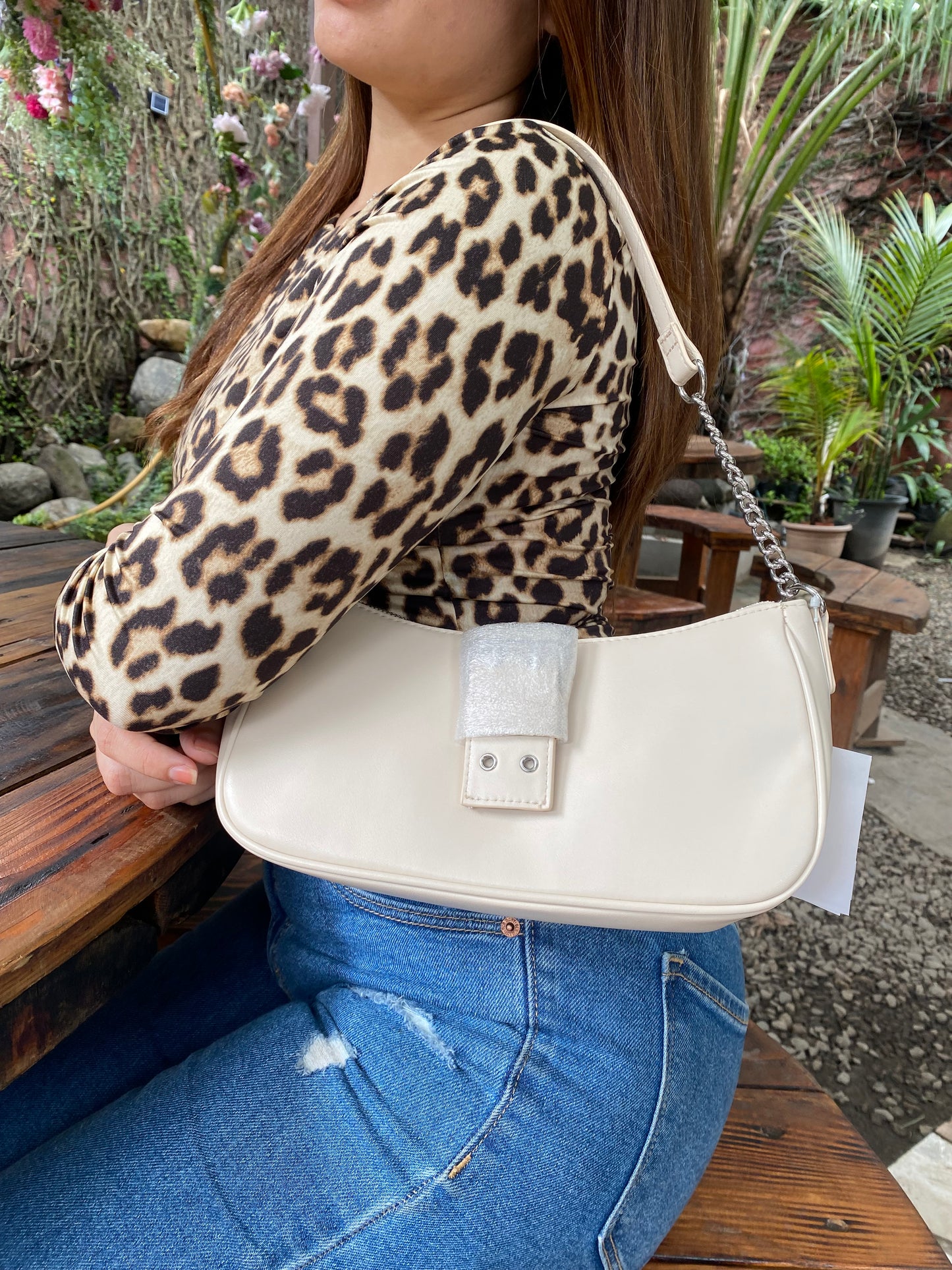 Cartera beige H&M dama