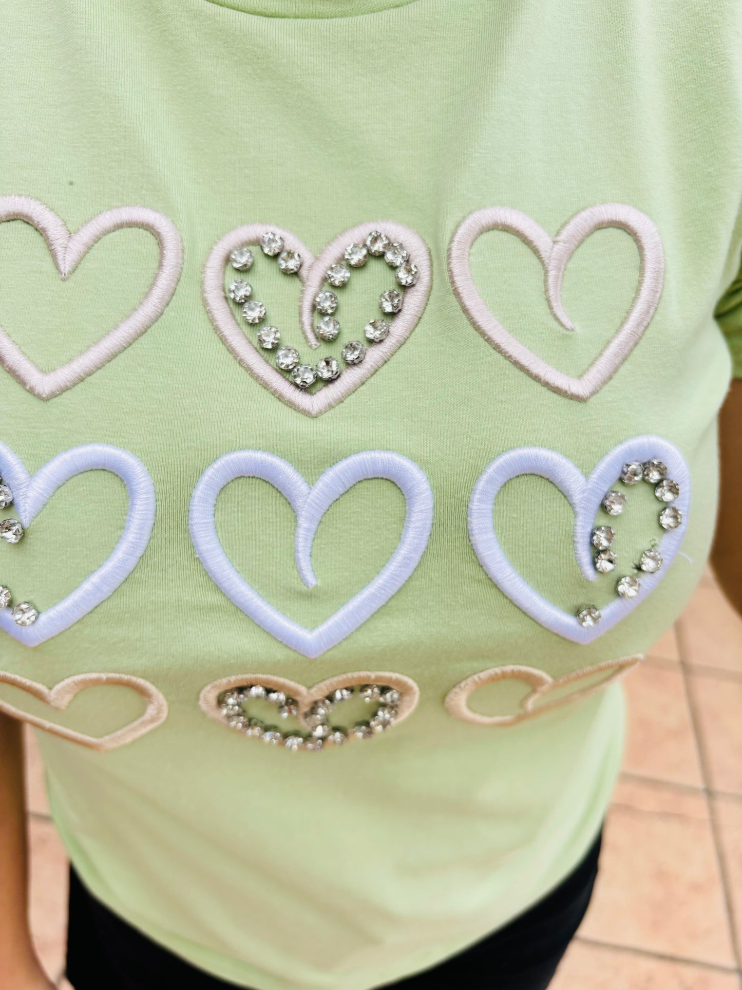 Camisa corazones bordados verde S-XL Intrigue IN1-2213 325225