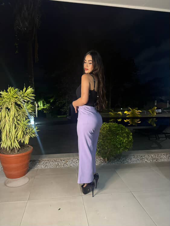 Pantalón para dama Intrigue morado IN3-2326 590415